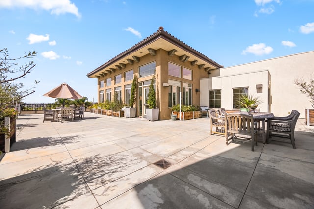 The_Pasea_Outdoor_Common_Area_30